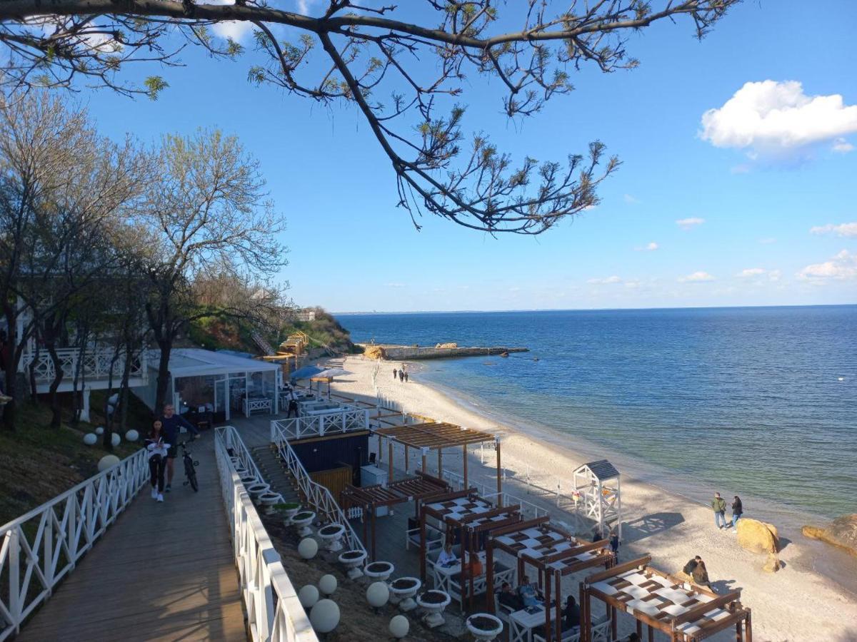 Квартира На Французском Бульваре Возле Моря И Института Филатова! Odessa Exterior foto